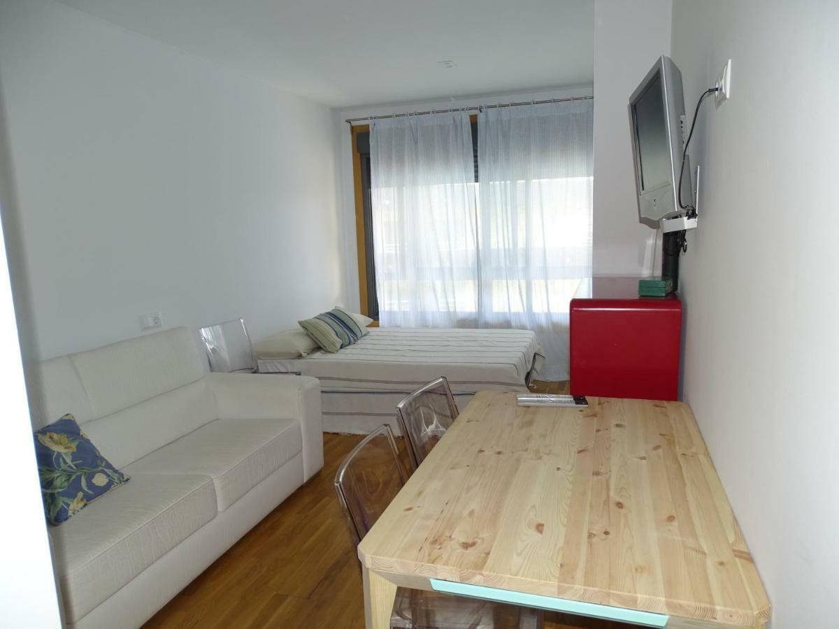 Residencial Pinamar Apartment Sanxenxo Exterior photo